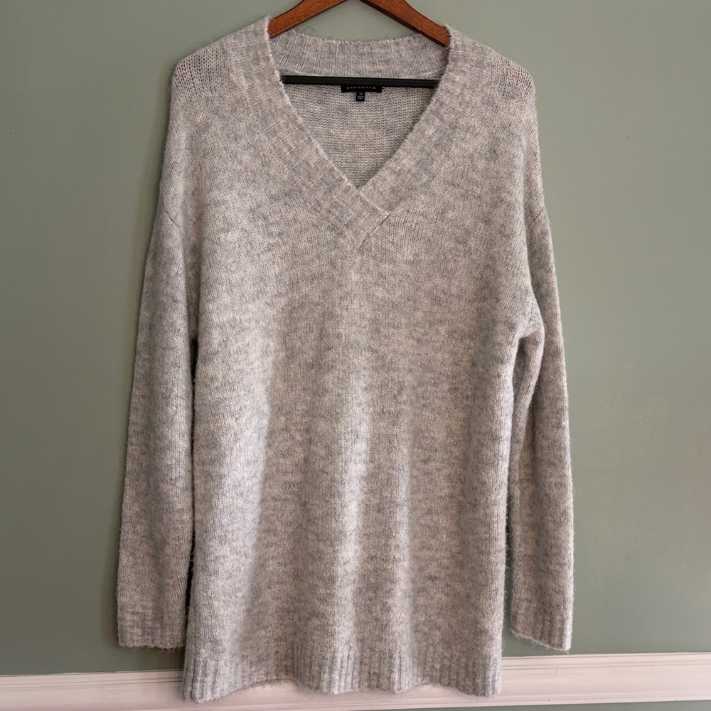 Staccato Size Medium Gray Loose Knit Long Sleeve V-Neck Sweater Dress